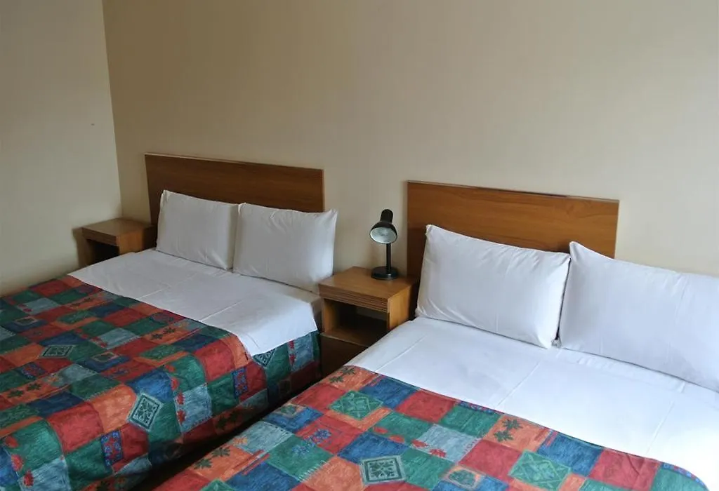 Carlton Hotel-1